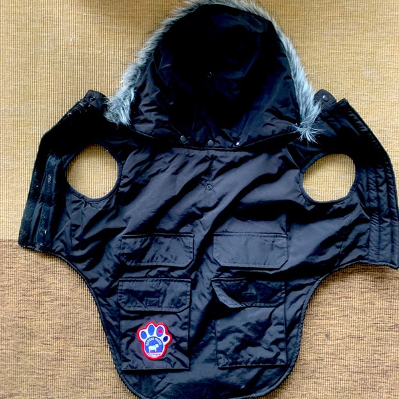 Canada Pooch Alaskan Army Parka - Picture 3 of 5